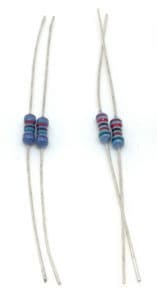 Four resistors for setting USB data lines