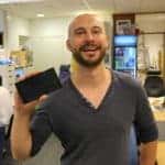 Elias Bakken with Manga Screen