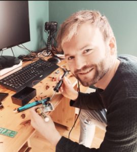 Oyvind Nydal Dahl building electronics